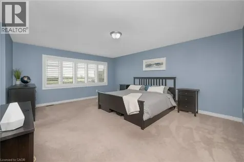 3 Newbrooke Street Paris ON N3L 3E2
