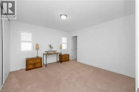 3 Newbrooke Street Paris ON N3L 3E2