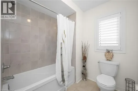 3 Newbrooke Street Paris ON N3L 3E2