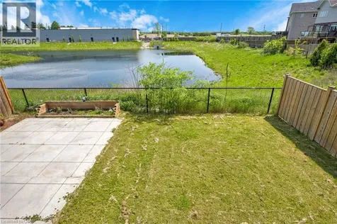 3 Newbrooke Street Paris ON N3L 3E2