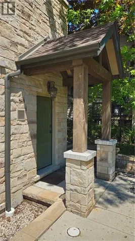 112 Union Street Waterloo ON N2J 1C2