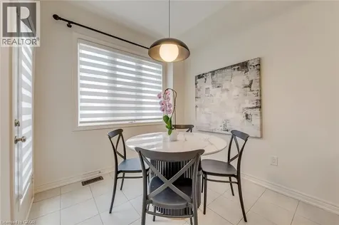 407 Skinner Road Waterdown ON L8B 1Z7
