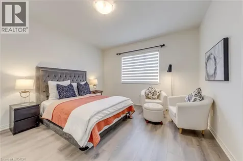 407 Skinner Road Waterdown ON L8B 1Z7