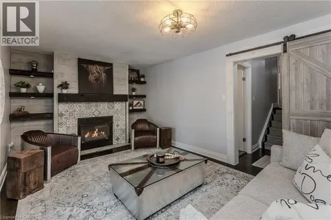 1109 Dowland Crescent Burlington ON L7T 4C7