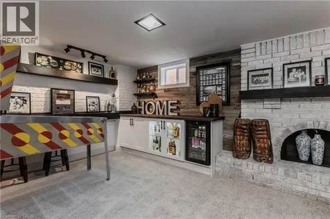 1109 Dowland Crescent Burlington ON L7T 4C7