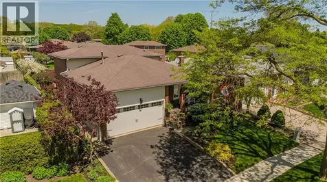 1109 Dowland Crescent Burlington ON L7T 4C7