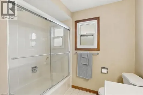 35 Amblecote Place Hamilton ON L8W 3E9