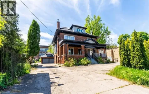 822 Main Street East Hamilton ON L8M 1L6