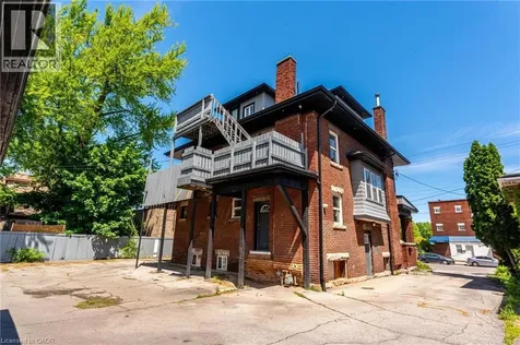 822 Main Street East Hamilton ON L8M 1L6