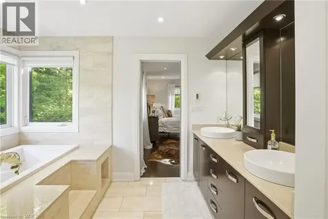 2552 Britannia Road Burlington ON L7P 0G3
