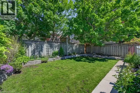 35 Pentland Road Waterdown ON L0R 2H5