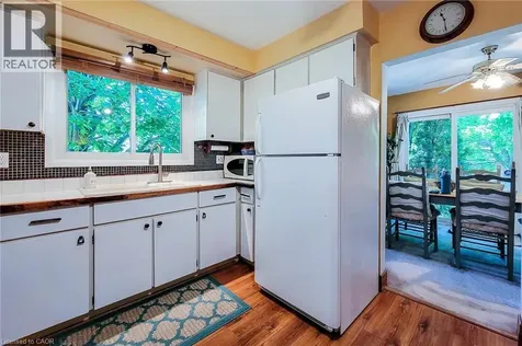 1 Greenwood Avenue Cambridge ON N1R 2Y2