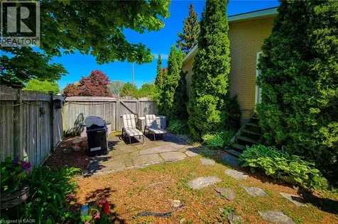 1 Greenwood Avenue Cambridge ON N1R 2Y2