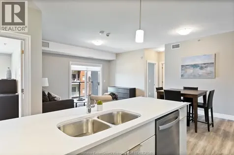 728 Brownstone Lakeshore ON N9K 0C4