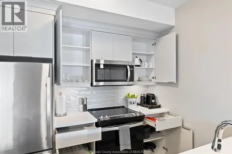728 Brownstone Lakeshore ON N9K 0C4