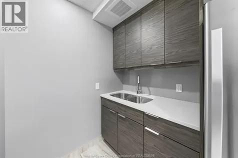 728 Brownstone Lakeshore ON N9K 0C4
