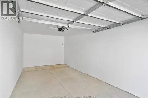 728 Brownstone Lakeshore ON N9K 0C4
