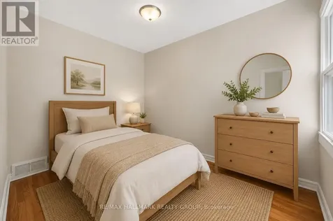 212 Arlington Avenue Ottawa ON K1R 5S9