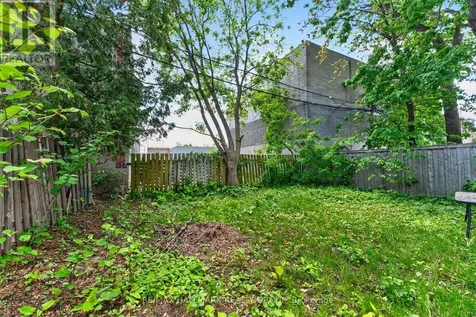 212 Arlington Avenue Ottawa ON K1R 5S9