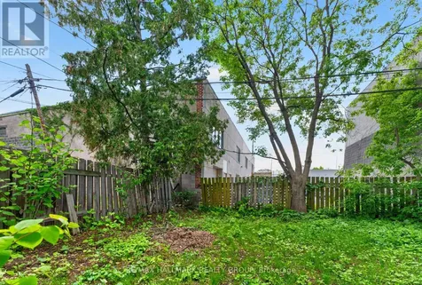 212 Arlington Avenue Ottawa ON K1R 5S9