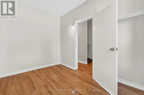 212 Arlington Avenue Ottawa ON K1R 5S9