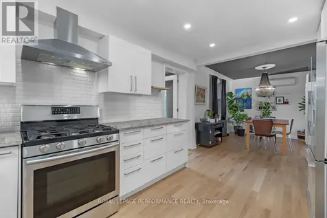 81 Ivy Crescent Ottawa ON K1M 1Y1