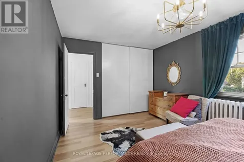 81 Ivy Crescent Ottawa ON K1M 1Y1