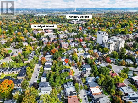 81 Ivy Crescent Ottawa ON K1M 1Y1
