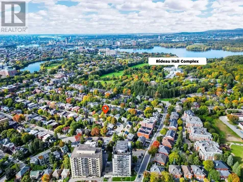 81 Ivy Crescent Ottawa ON K1M 1Y1