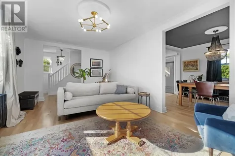 81 Ivy Crescent Ottawa ON K1M 1Y1