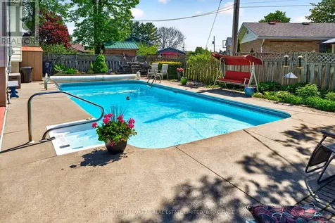 525 Pine Street East Gananoque ON K7G 2Z2