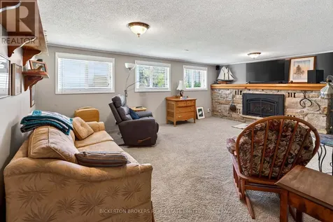 525 Pine Street East Gananoque ON K7G 2Z2