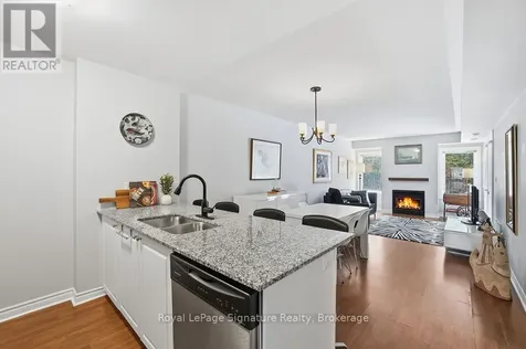 10 Brandy Lane Drive Collingwood ON L9Y 0X4