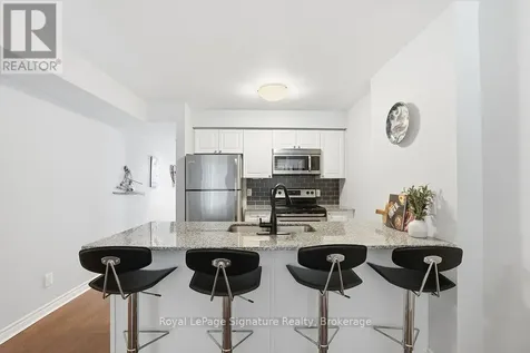 10 Brandy Lane Drive Collingwood ON L9Y 0X4