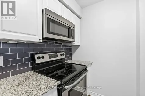 10 Brandy Lane Drive Collingwood ON L9Y 0X4
