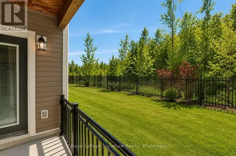 10 Brandy Lane Drive Collingwood ON L9Y 0X4