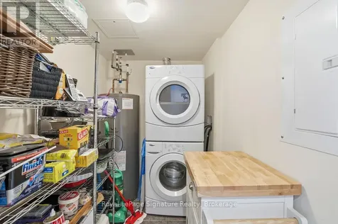 10 Brandy Lane Drive Collingwood ON L9Y 0X4