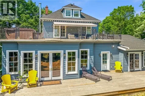 957 Beach Boulevard Hamilton ON L8H 6Z7
