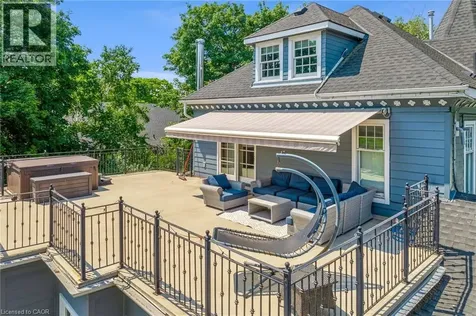 957 Beach Boulevard Hamilton ON L8H 6Z7