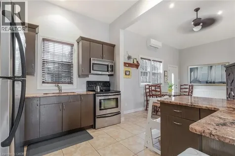 957 Beach Boulevard Hamilton ON L8H 6Z7
