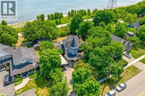 957 Beach Boulevard Hamilton ON L8H 6Z7