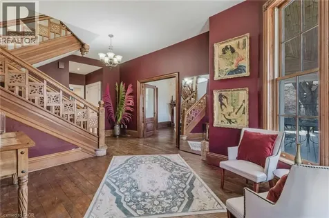 957 Beach Boulevard Hamilton ON L8H 6Z7