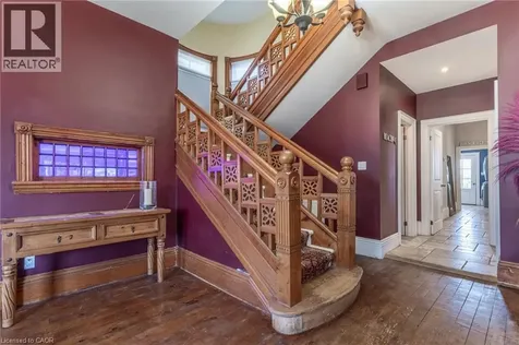 957 Beach Boulevard Hamilton ON L8H 6Z7