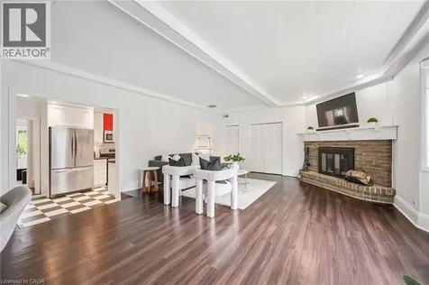186 Forsyth Drive Waterloo ON N2L 1A2