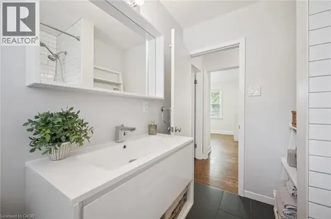186 Forsyth Drive Waterloo ON N2L 1A2