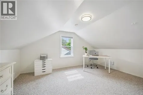 186 Forsyth Drive Waterloo ON N2L 1A2