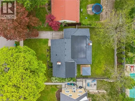 186 Forsyth Drive Waterloo ON N2L 1A2