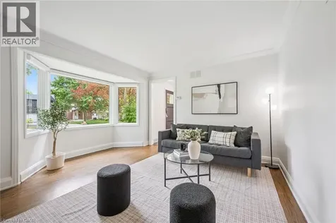 186 Forsyth Drive Waterloo ON N2L 1A2
