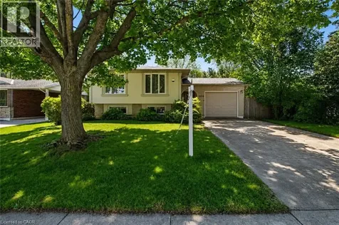 304 St Andrews Drive Hamilton ON L8K 5K4