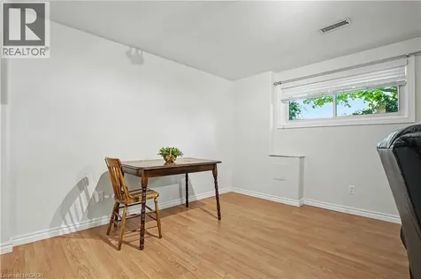 304 St Andrews Drive Hamilton ON L8K 5K4
